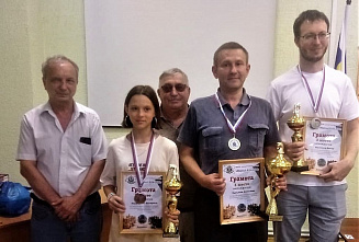 Александр Третьяков выиграл в Волгодонске международный шахматный рапид «Рeaceful Аtom — 2021»
