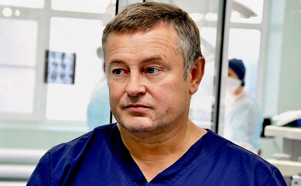Главврач РОКБ Вячеслав Коробка решил 2 недели работать в самоизоляции
