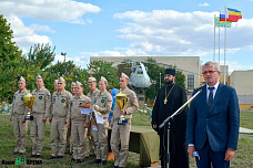 В Зернограде торжественно встретили победителей конкурса АрМИ «Авиадартс»