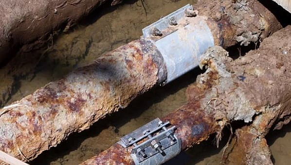 Работа шахтинских градообразующих предприятий под угрозой из-за износа водовода