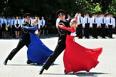 Полицейских прибыло