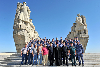 Донские росгвардейцы первыми приняли присягу на территории народного музея «Самбекские высоты»