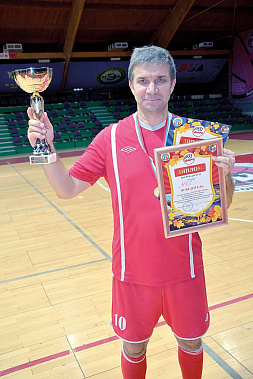 Капитан команды «МЧС» Геннадий МЕДВЕДЕВ.