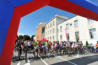 По улицам донской столицы прошел очередной велопробег «Ростсельмаш»