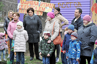 Когда на деревьях распускаются...  скворечники