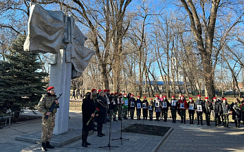 В Зернограде вспоминают героев-подпольщиков и освободителей