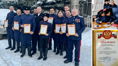 Миллерово: казаков-конников поблагодарили за ответственное отношение к несению службы