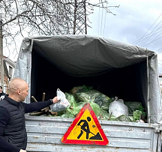 Геннадий Бузанов: как создавали зеленый уголок и чувство ответственности за него...