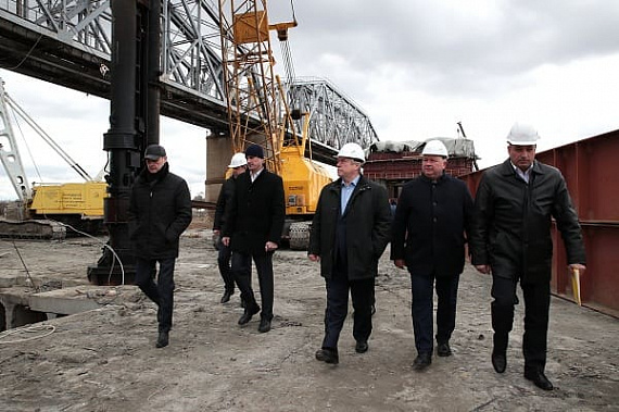 В Каменске строится  новый мост через Северский Донец
