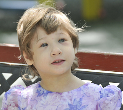 Ангелине нужна мама