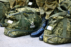 10 04 2025 Десятки молодых дончан направлены к местам несения службы