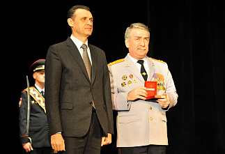 В Ростове сотрудники органов внутренних дел на транспорте отпраздновали профессиональный праздник