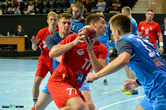 Донские гандболисты уступили сибирскому «Скифу»