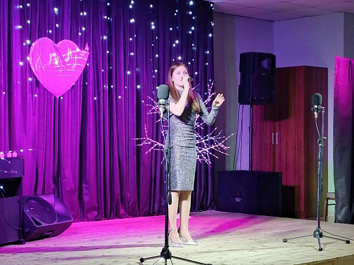 Сальский зритель насладился чарой русского романса!