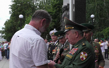 Основатель военной династии генерал-лейтенант Григорий Фоменко отмечает юбилей