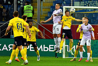 02 11 2025 ФК «Ростов» дома уступил «Акрону»