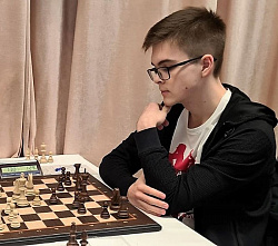 Ростовский юниор Максим Борисов стал вице-чемпионом ЮФО среди мужчин по итогам шахматного армагеддона