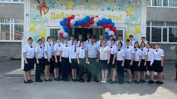 Впервые в ростовской школе открыли полицейский класс