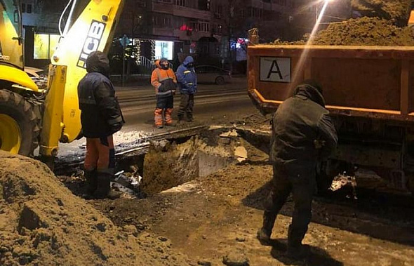 В Ростове на Красноармейской произошла авария на водопроводе