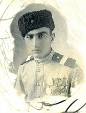 В Шахтах потомкам фронтовика передали его награду