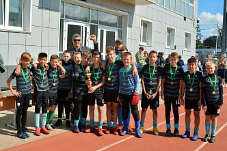 В Ростове на стадионе «Локомотив» прошел традиционный турнир по футболу