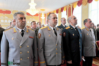 Личный штандарт- новому командующему