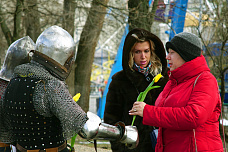 Ростовчанок с 8 марта поздравляли самые брутальные мужчины Дона