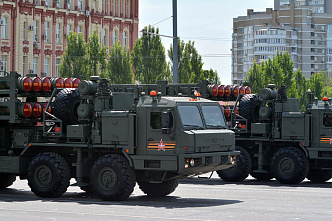 Вопреки всем предупреждениям и ограничениям ростовчане пришли на Парад Победы