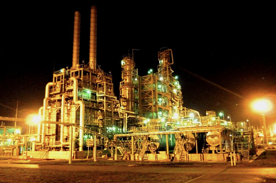 Новошатинский НПЗ. Источник фото: ml-m.ru