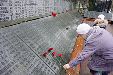 Долг выполняют честно