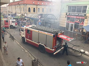 В районе центрального рынка Ростова произошел пожар
