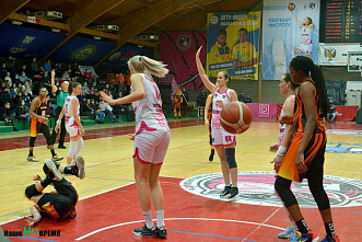 Баскетболистки ростовского клуба «Пересвет-ЮФУ» дома проиграли чемпиону страны