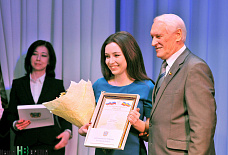 С Днем российской прессы, дамы и господа!