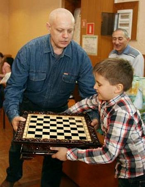 Кирилл Нестеренко - победитель первого турнира памяти Натальи Петрушиной. Фото из архива «НВ»