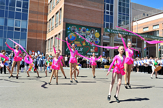 25 05 2024 Последний звонок в ростовской школе №75