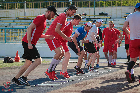 Хоккеисты «Ростова» вышли из отпуска и начали предсезонные сборы