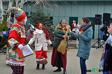 Для ребят из Донбасса в Ростове провели Масленицу