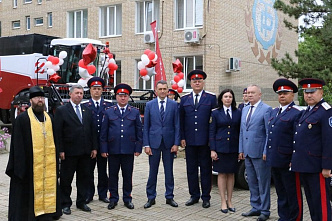 Донским кадетам подарили новую сельхозтехнику