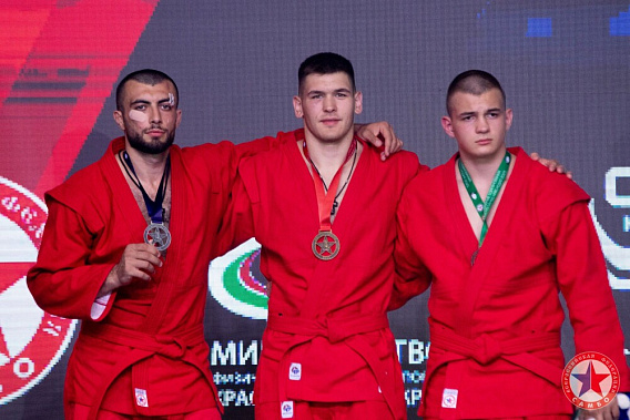 Ростовский студент завоевал награду «Гран -При» по самбо