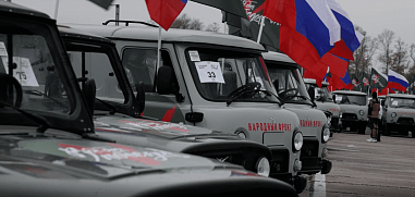 Более 80 УАЗов от Общероссийского народного фронта направились на Донбасс