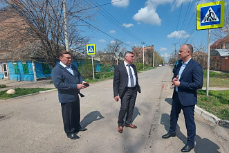 Группа губернаторского контроля оценила дороги Батайска