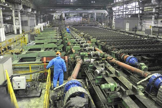 Сотрудница «Тагмета» попала в механизм трубопрокатного цеха