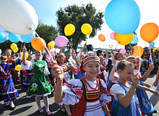 Новый храм, пешеходная набережная, концерт_16368