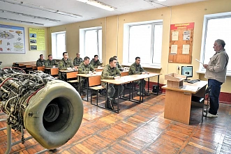 14 12 2025 В Ростове готовят высококлассных авиатехников