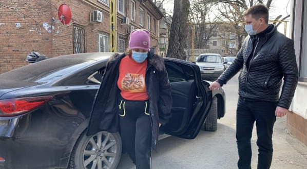 Добраться на занятия особым детям Ростовской области помогают волонтеры