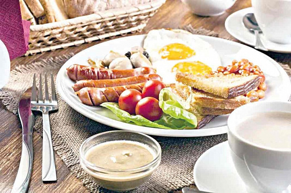 Сытный завтрак поможет похудеть
