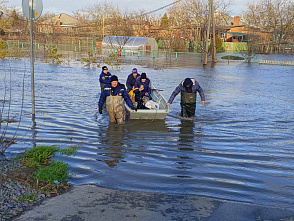 В подтопленных территориях Ростовской области уровень воды постепенно снижается