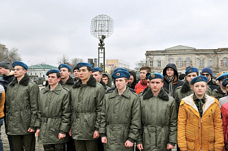 Ну а мальчики?.. а мальчики – потом!