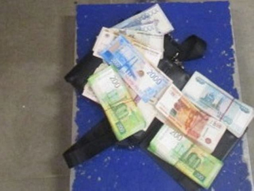 Житель Казахстана пытался незаконно вывезти из Ростова 1,3 млн рублей