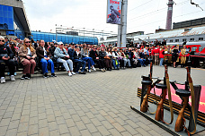 06 05 2026 Почти десять тысяч человек поприветствовали ретропоезд «Победа» в Ростове